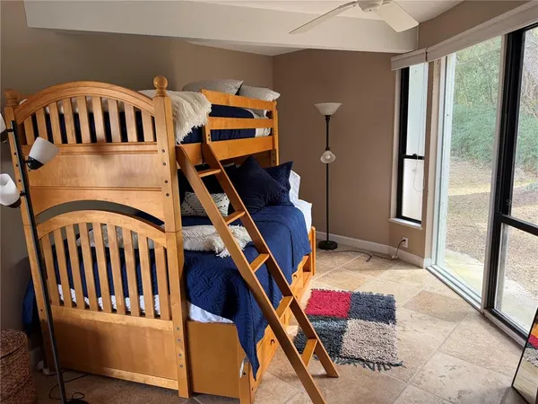 $2,000 | 15760 Southeast 140th Avenue, Weirsdale, FL 32195