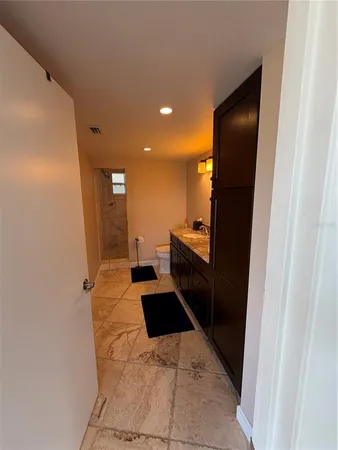 $2,000 | 15760 Southeast 140th Avenue, Weirsdale, FL 32195