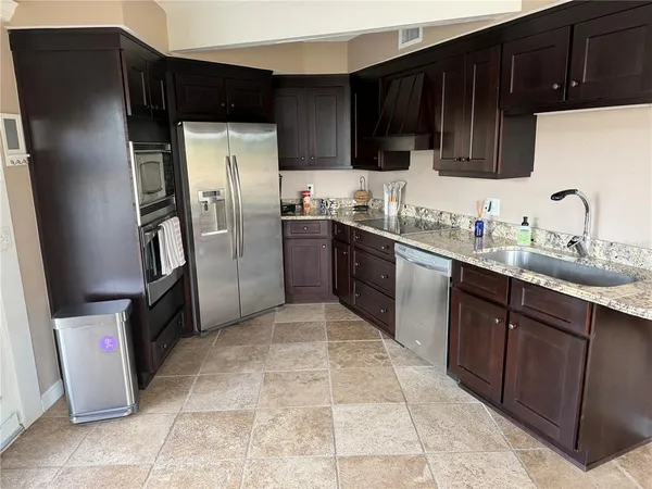 $2,000 | 15760 Southeast 140th Avenue, Weirsdale, FL 32195