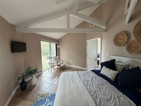 $2,000 | 15760 Southeast 140th Avenue, Weirsdale, FL 32195