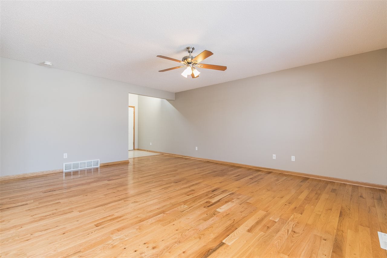 2845 Ridgeview Way Marion, IA 52302 - Photo 6 of 37 Gallery Image 6