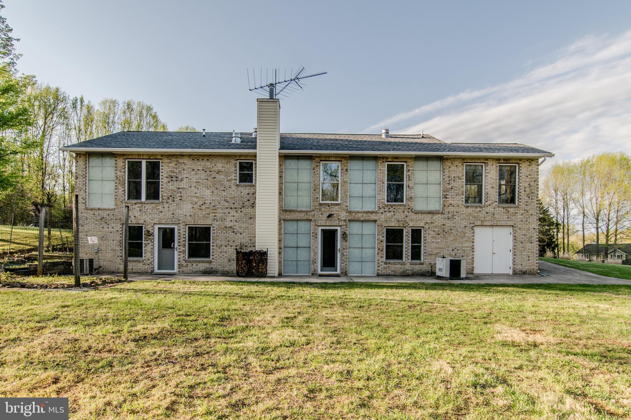 Rear Elevation View with Dual Access