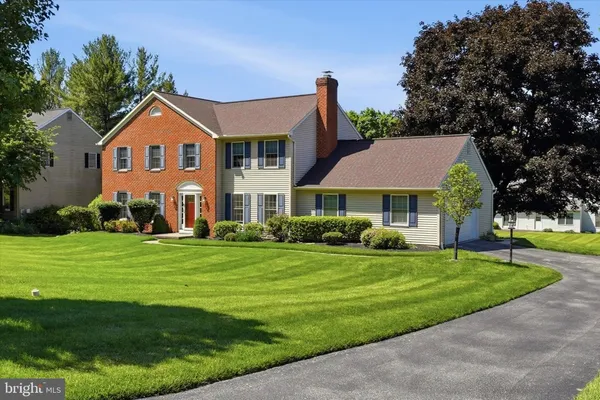 $990,000 | 1476 Salomon Lane, Chesterbrook, PA 19087