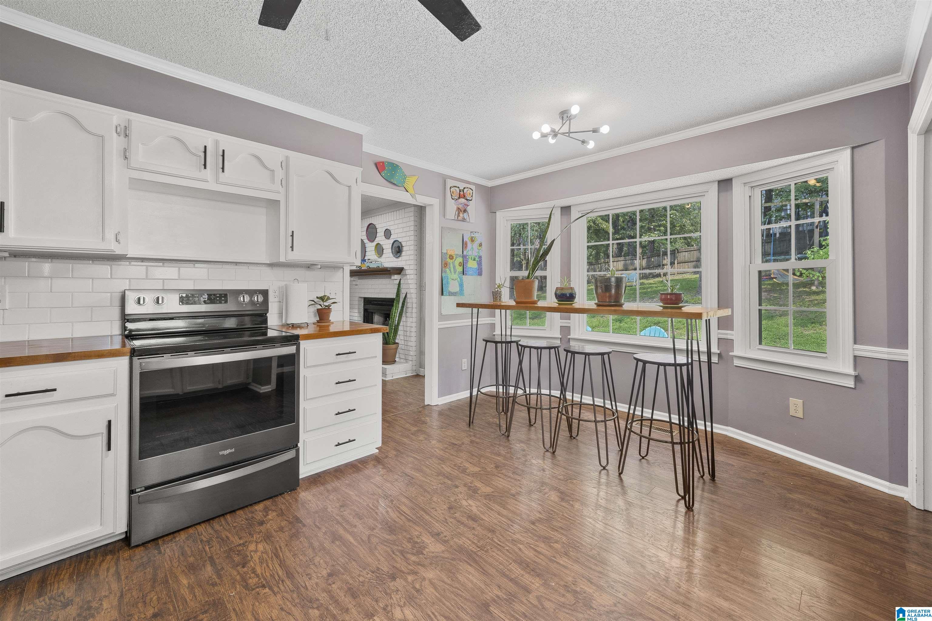 1012 Independence Court Alabaster, AL 35007 - Photo 11 of 41