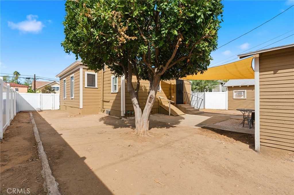 3756 Locust Street Riverside, CA 92501 - Photo 20 of 23