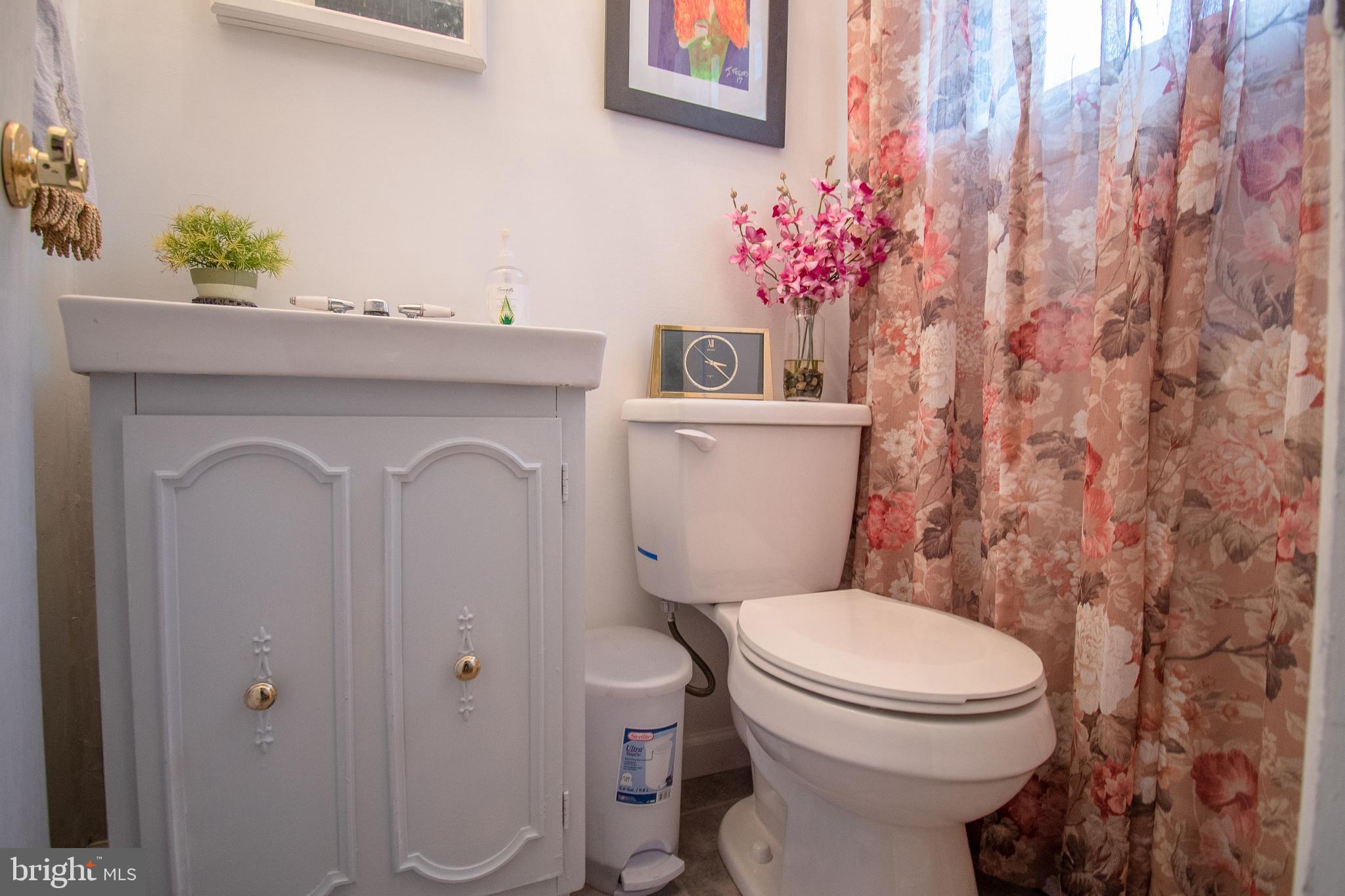 156 Dolington Road Yardley, PA 19067 - Photo 18 of 19 Powder room on lower level