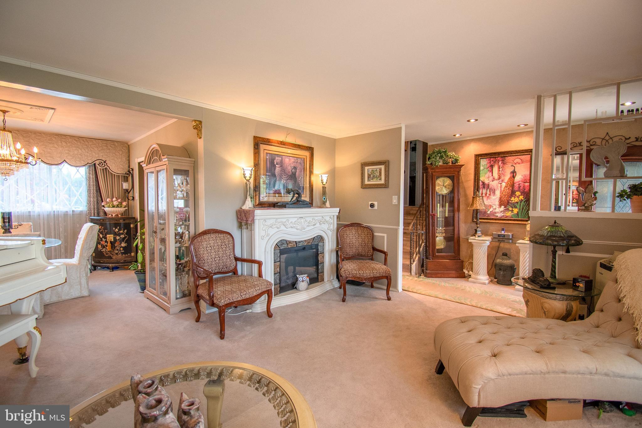 156 Dolington Road Yardley, PA 19067 - Photo 5 of 19 Living room