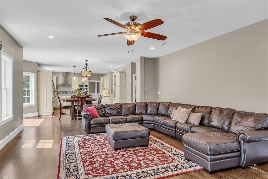 20 Amherst Road Wilmington, MA 01887 - Photo 12 of 42 Gallery Image 12