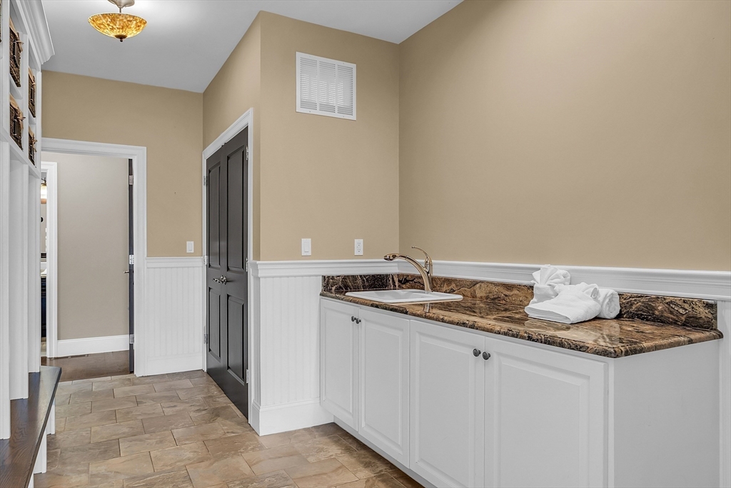 20 Amherst Road Wilmington, MA 01887 - Photo 15 of 42 Gallery Image 15