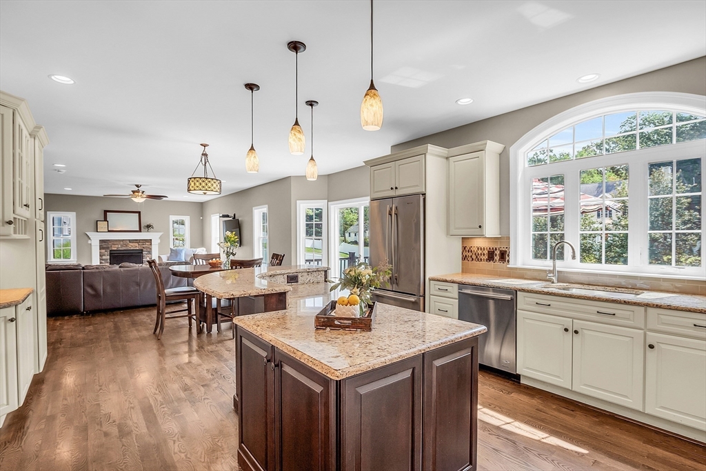 20 Amherst Road Wilmington, MA 01887 - Photo 7 of 42 Gallery Image 7
