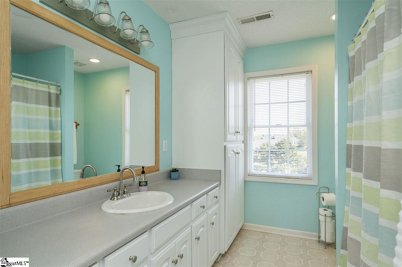 131 Powder Springs Drive Duncan, SC 29334 - Photo 4 of 29 Gallery Image 4
