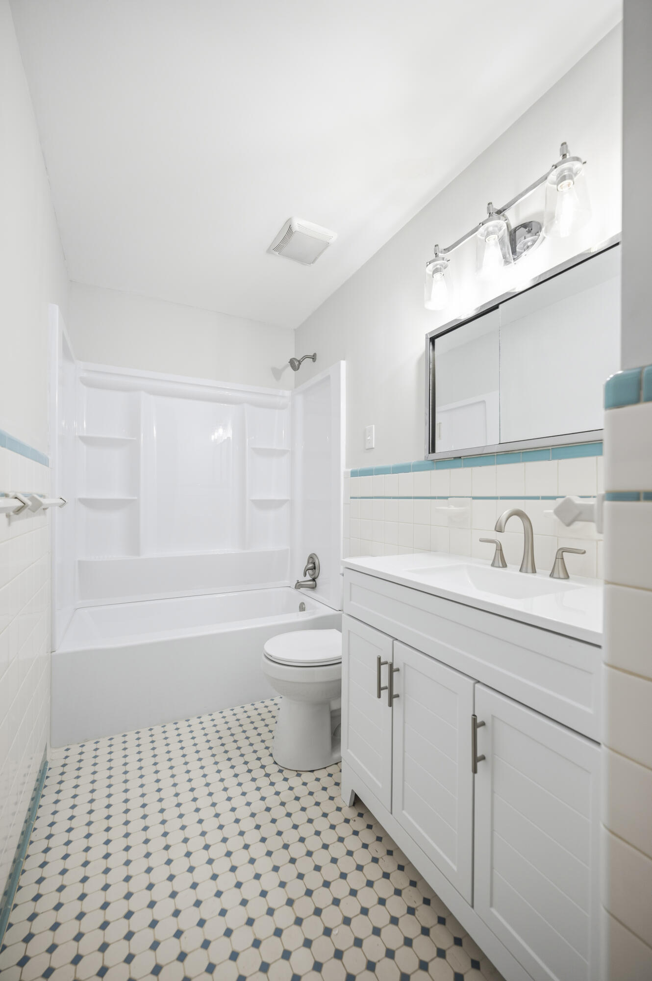 1946 Vicksburg Road Lexington, KY 40504 - Photo 20 of 22 20260518-1946-Vicksburg-Rd-fh-079