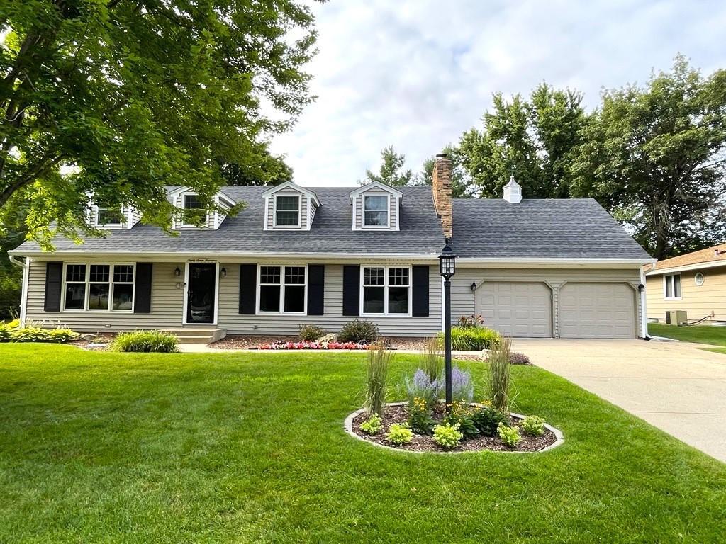 9717 Palmer Road Bloomington, MN 55437 - Photo 1 of 50 Gallery Image 1