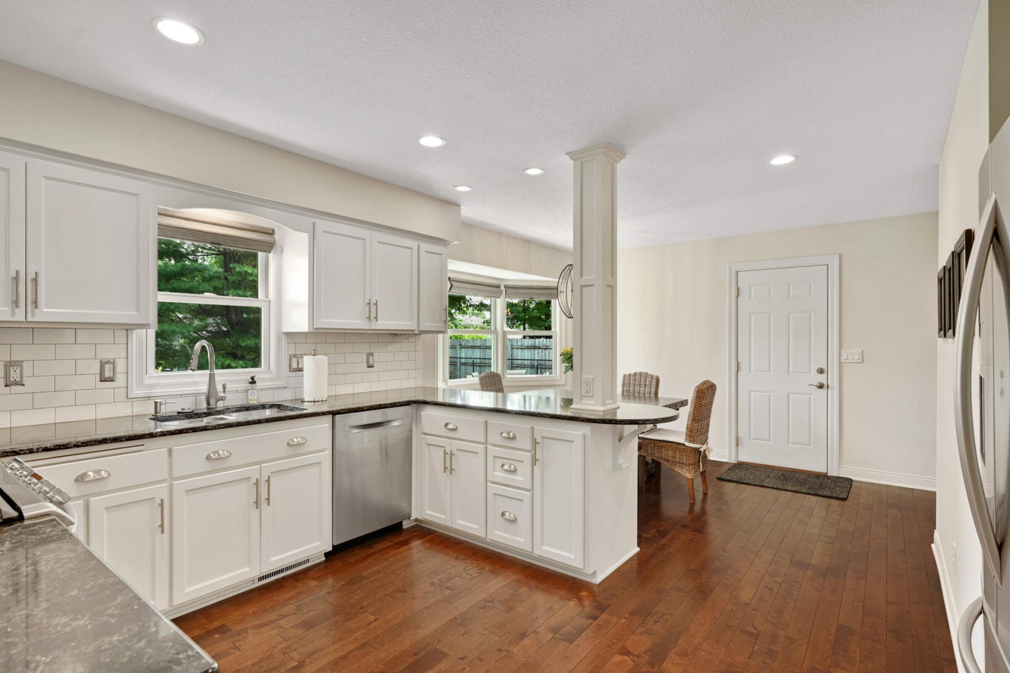 9717 Palmer Road Bloomington, MN 55437 - Photo 12 of 50 Gallery Image 12