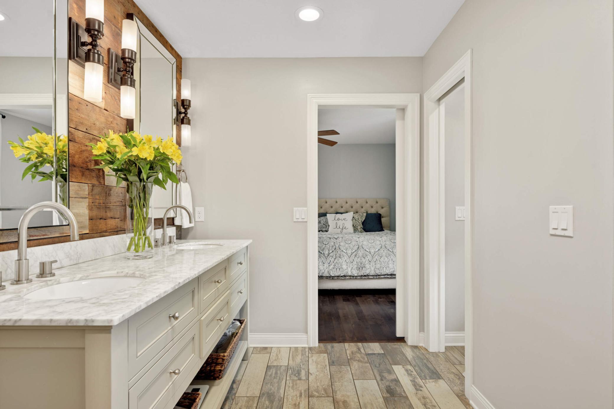 9717 Palmer Road Bloomington, MN 55437 - Photo 19 of 50 Gallery Image 19