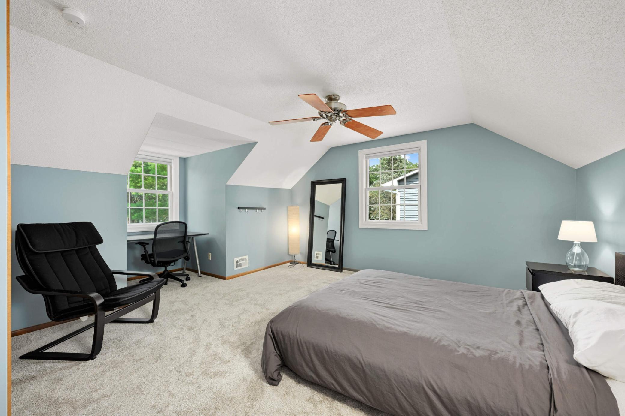 9717 Palmer Road Bloomington, MN 55437 - Photo 22 of 50 Gallery Image 22