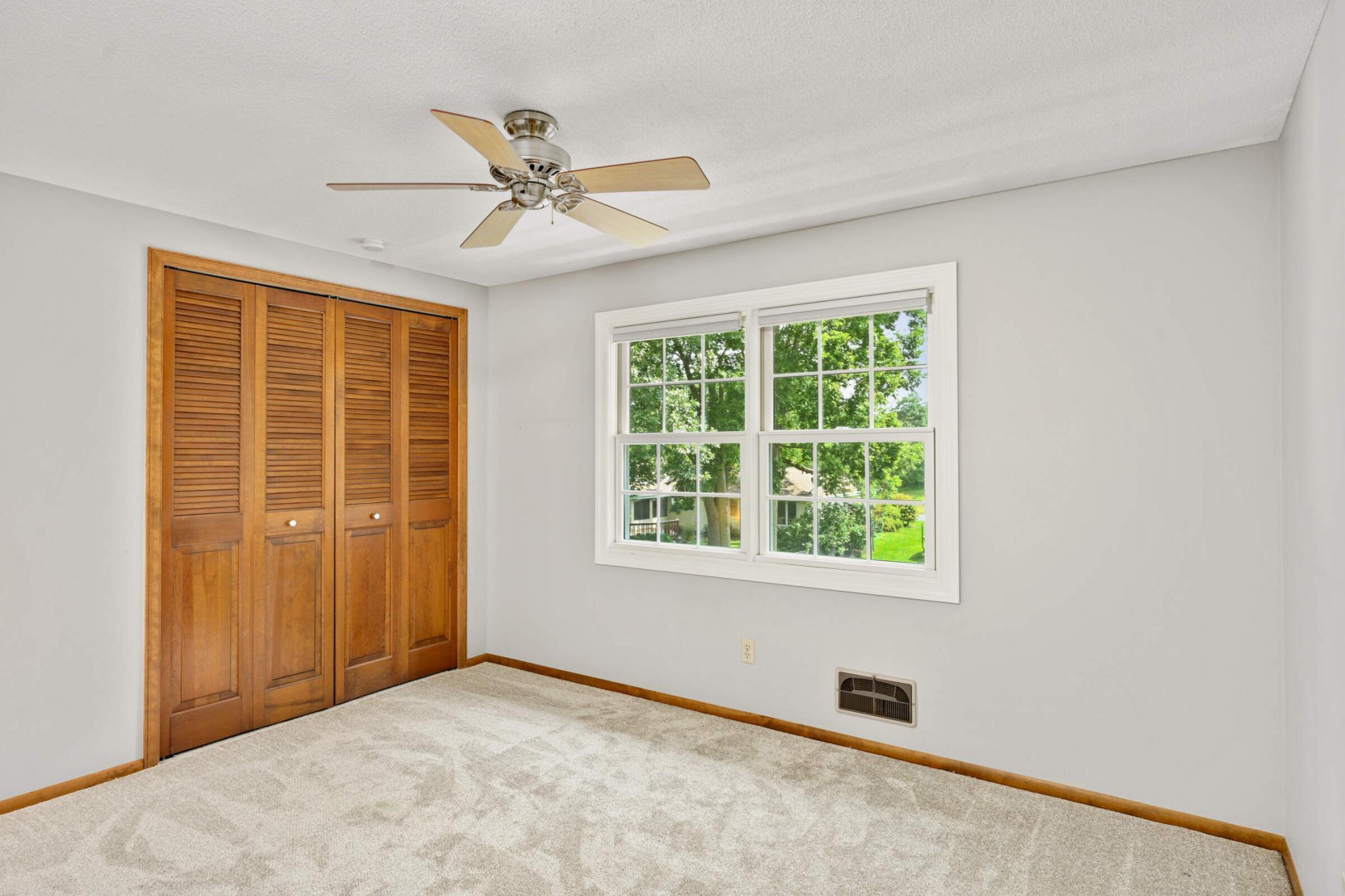 9717 Palmer Road Bloomington, MN 55437 - Photo 26 of 50 Gallery Image 26