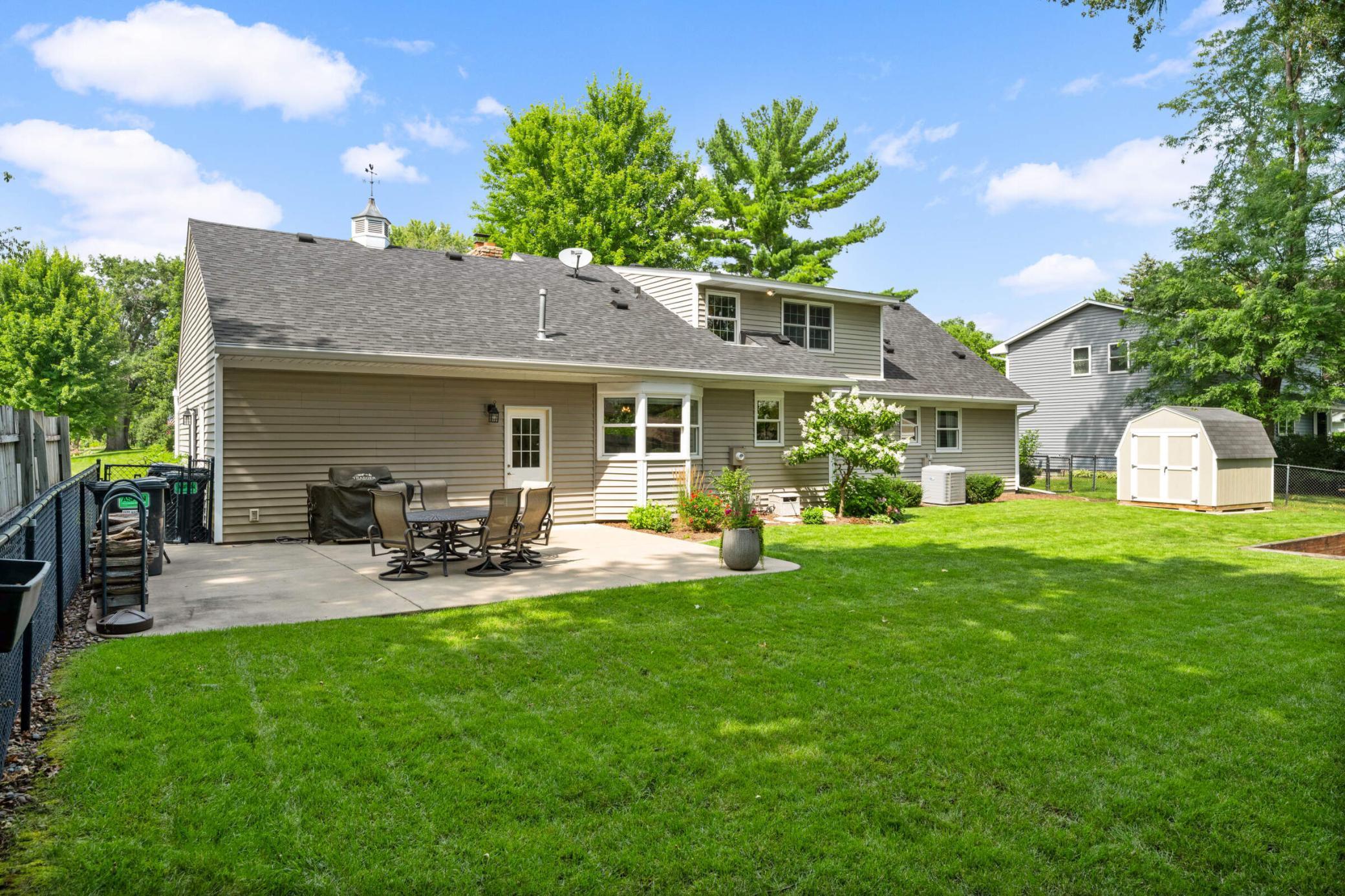 9717 Palmer Road Bloomington, MN 55437 - Photo 38 of 50 Gallery Image 38