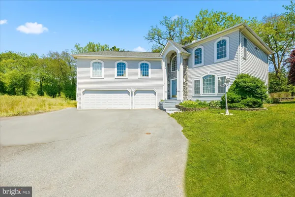 $750,000 | 11507 Rolling Green Court, Hagerstown, MD 21742