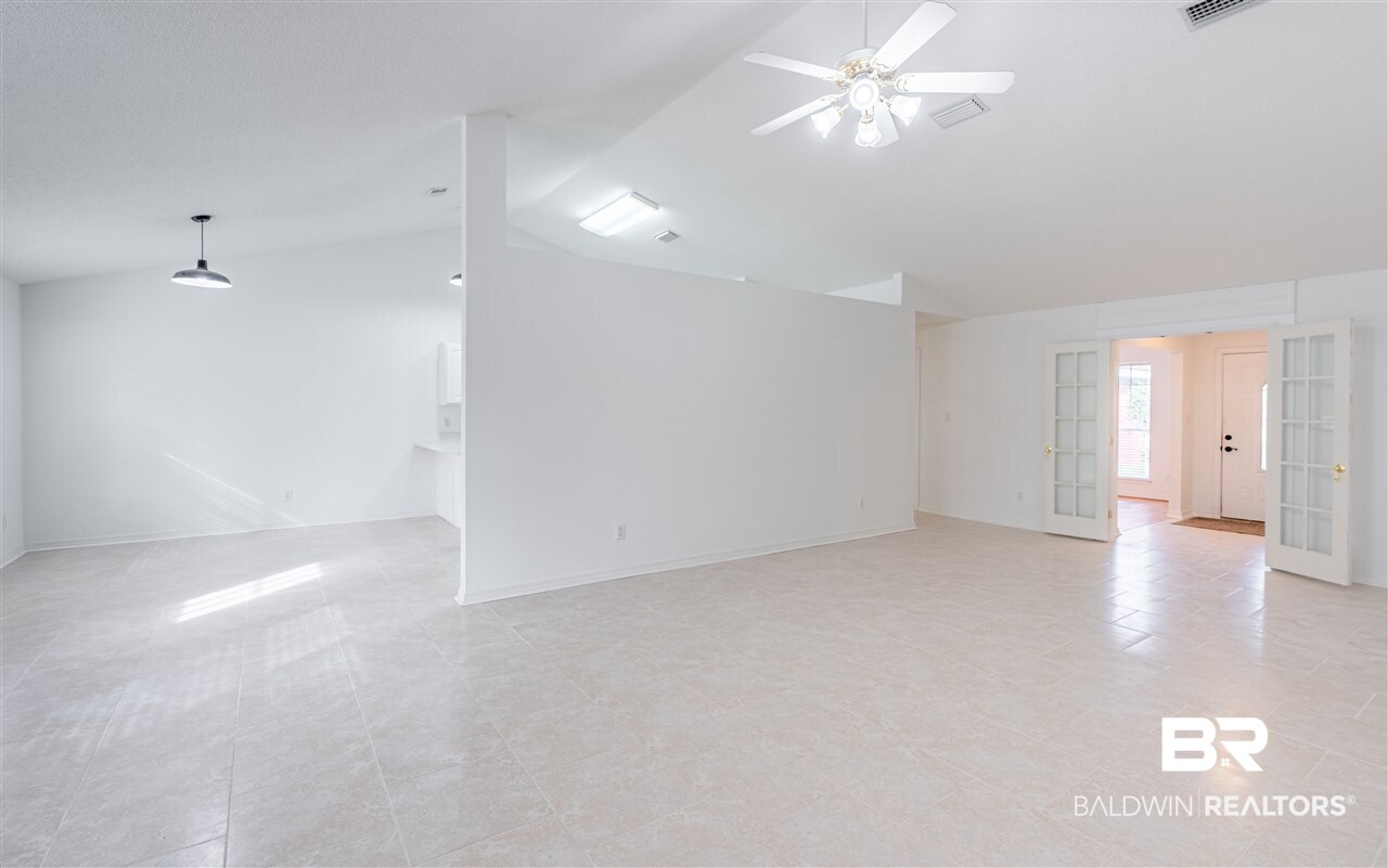 139 Destrehan Road Fairhope, AL 36532 - Photo 8 of 25 Living Room