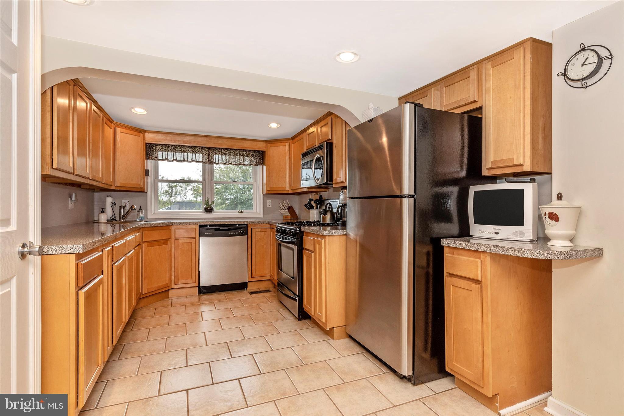94 East Conestoga Road Devon, PA 19333 - Photo 12 of 34 SS gas range - SS frig - SS micro - SS dishwasher