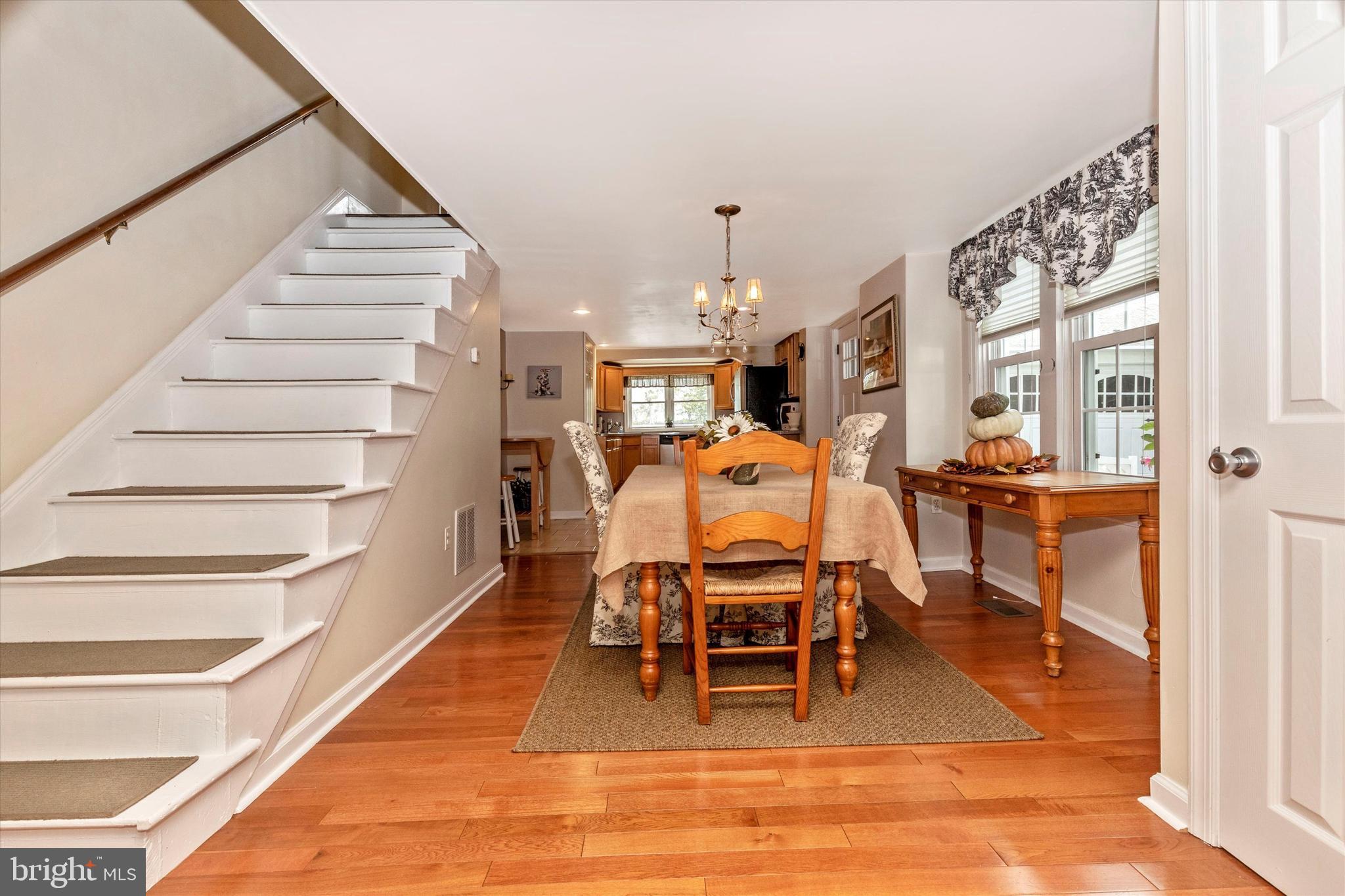 94 East Conestoga Road Devon, PA 19333 - Photo 6 of 34 Dining room