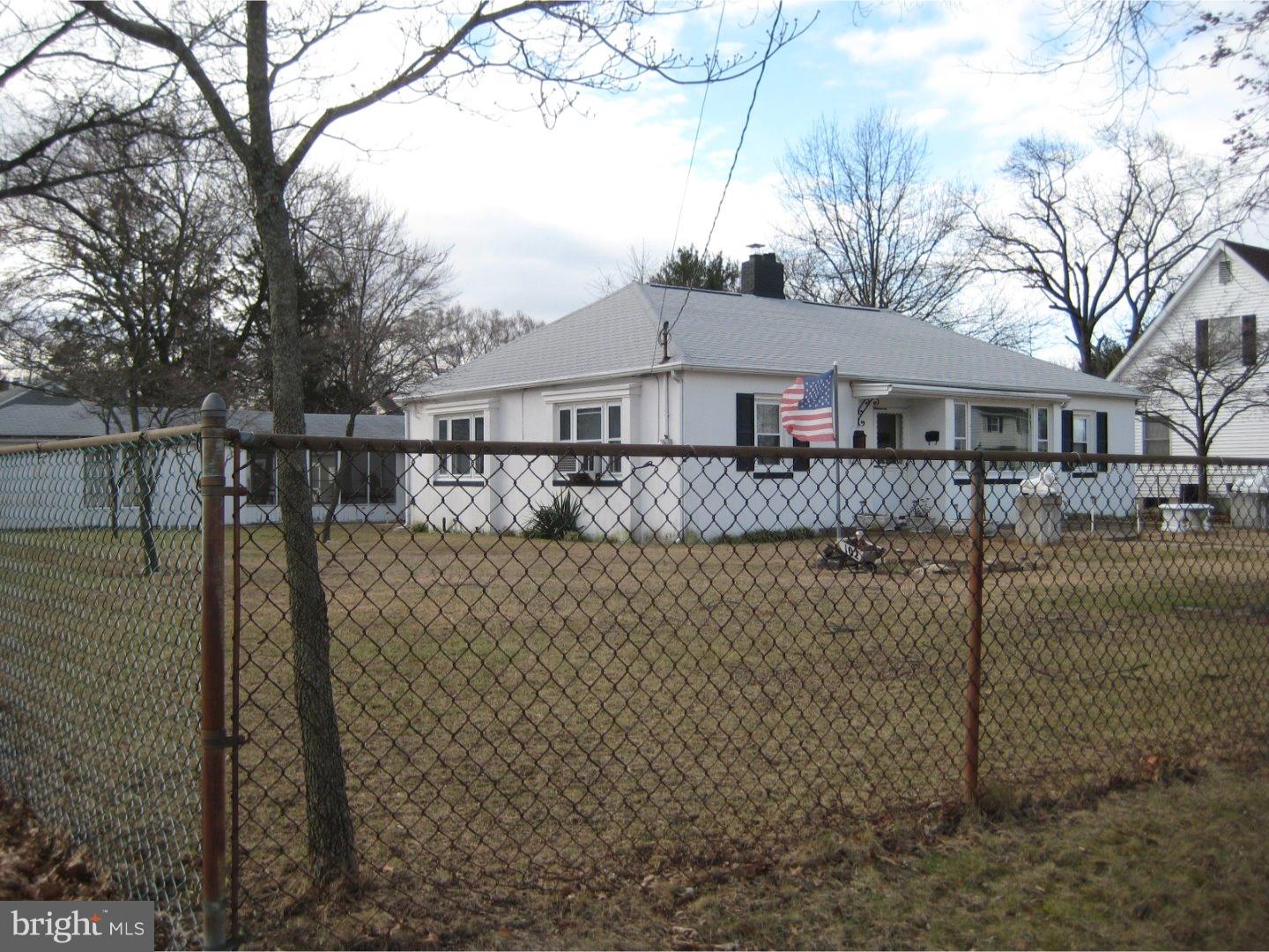 102 Lejune Road Riverton, NJ 08077 - Photo 2 of 14 Exterior Side