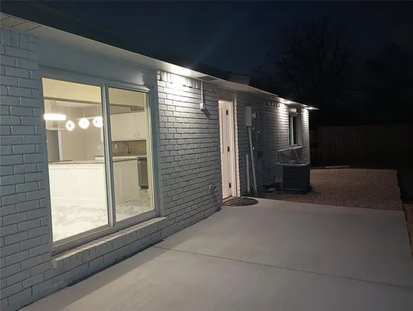 $2,300 | 5408 Gibson Drive, The Colony, TX 75056