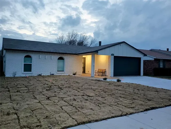 $2,300 | 5408 Gibson Drive, The Colony, TX 75056