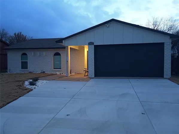 $2,300 | 5408 Gibson Drive, The Colony, TX 75056