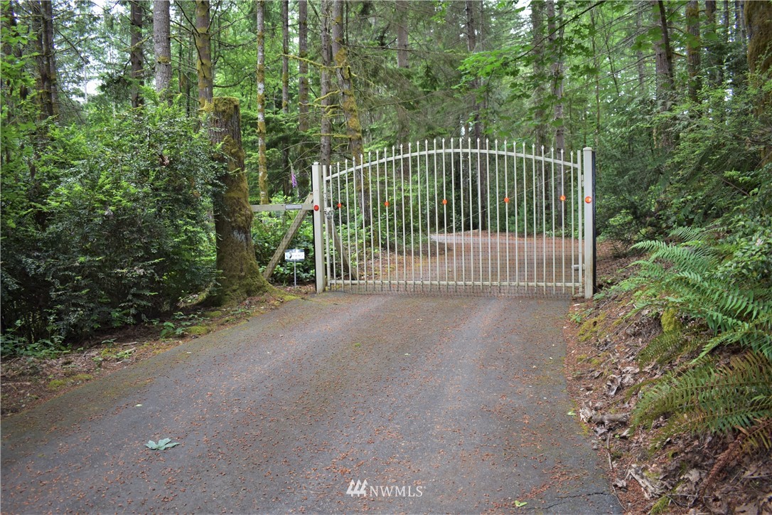 1889 Northeast Madison Road Poulsbo, WA 98370 - Photo 2 of 24 Gallery Image 2