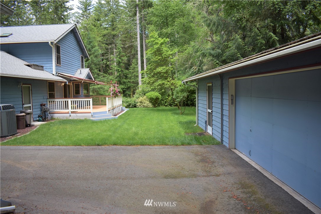 1889 Northeast Madison Road Poulsbo, WA 98370 - Photo 16 of 24 Gallery Image 16