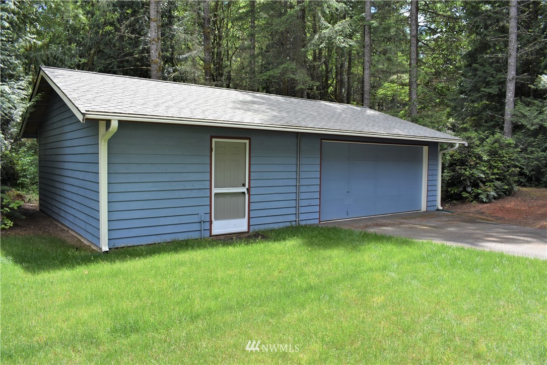1889 Northeast Madison Road Poulsbo, WA 98370 - Photo 19 of 24 Gallery Image 19