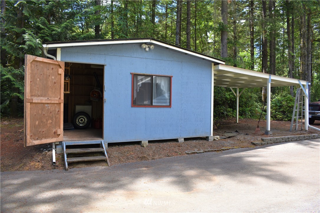 1889 Northeast Madison Road Poulsbo, WA 98370 - Photo 21 of 24 Gallery Image 21