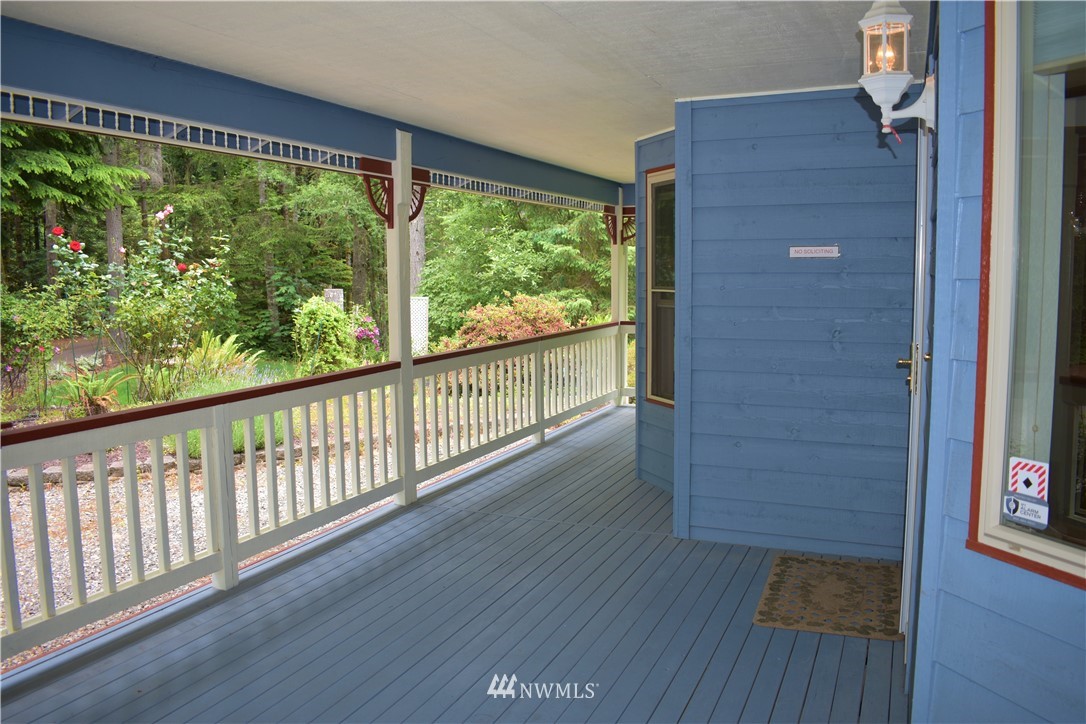 1889 Northeast Madison Road Poulsbo, WA 98370 - Photo 6 of 24 Gallery Image 6
