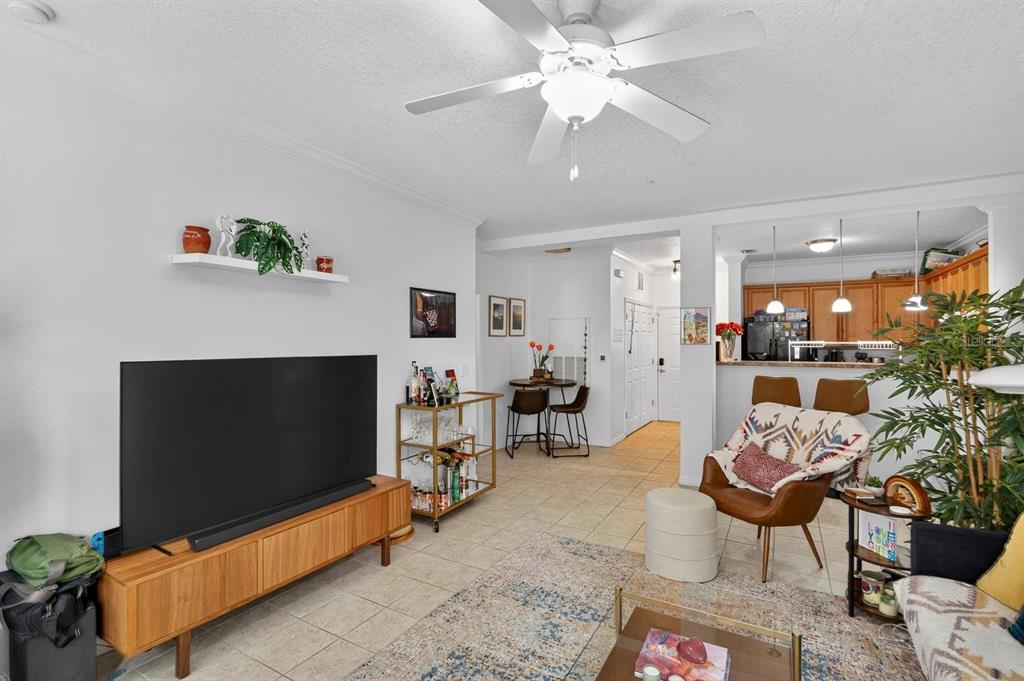 1185 Southwest 9th Road, Unit 212 Gainesville, FL 32601 - Photo 10 of 30