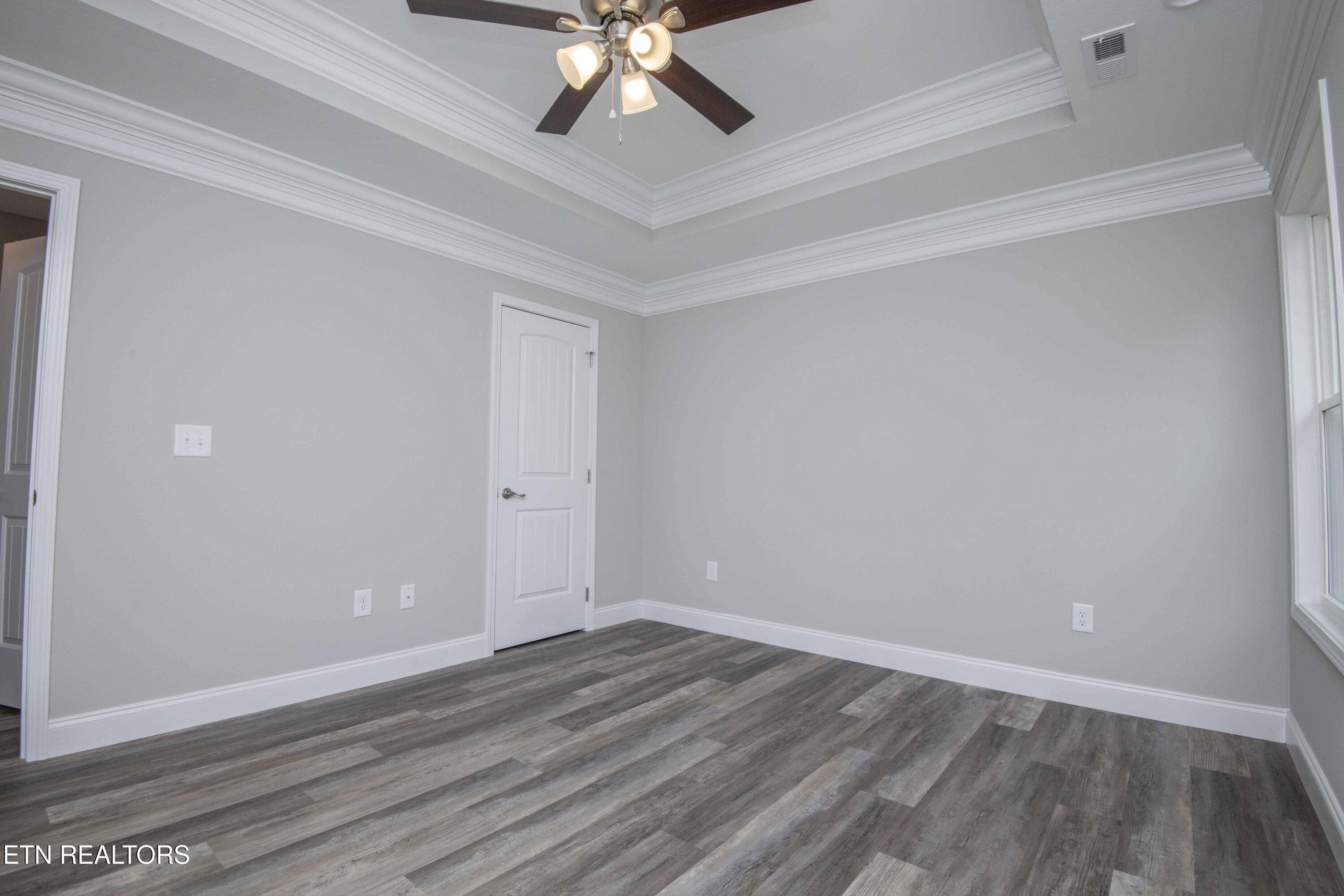 914 McAdoo Street Clinton, TN 37716 - Photo 21 of 42 21_1