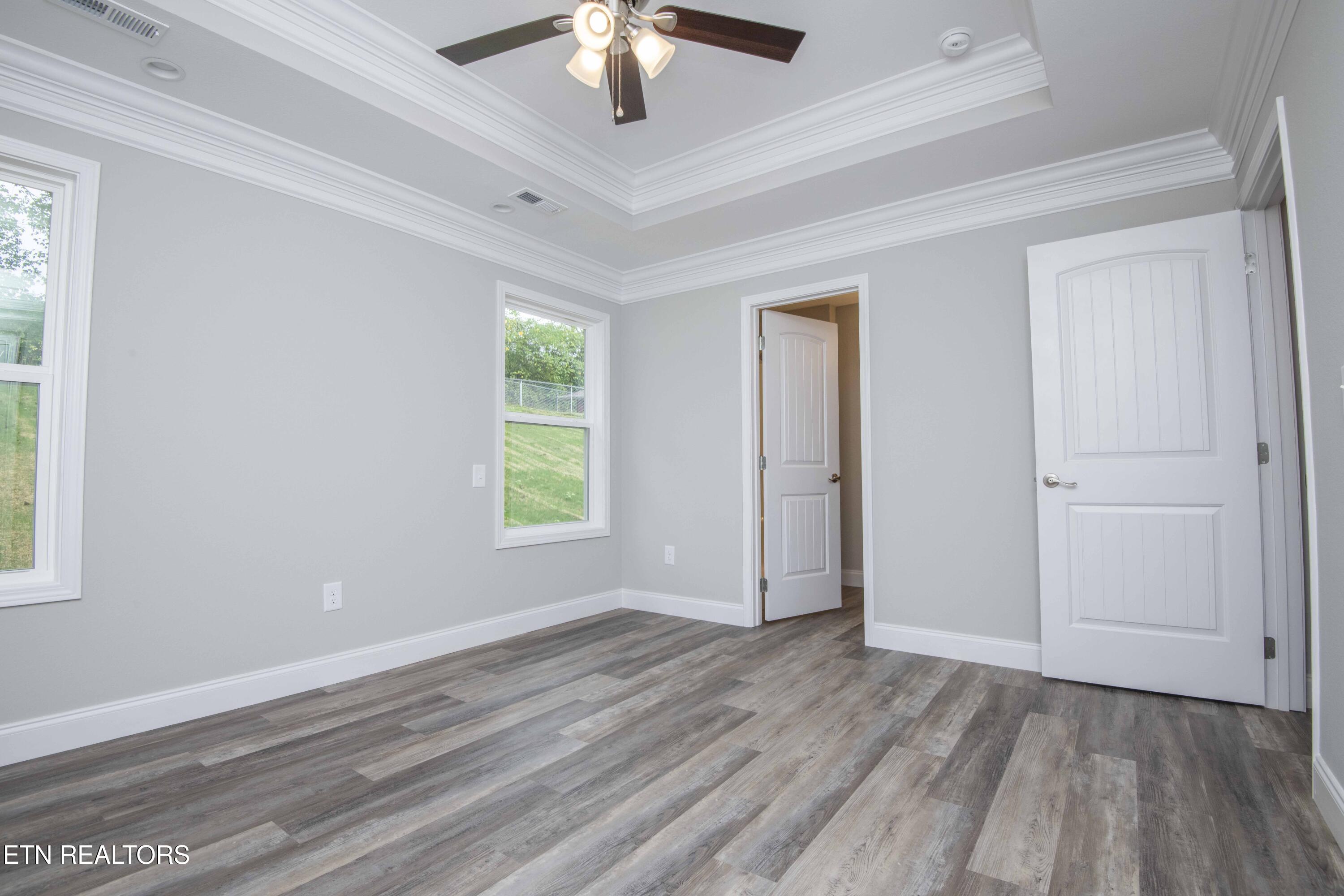 914 McAdoo Street Clinton, TN 37716 - Photo 23 of 42 23_1