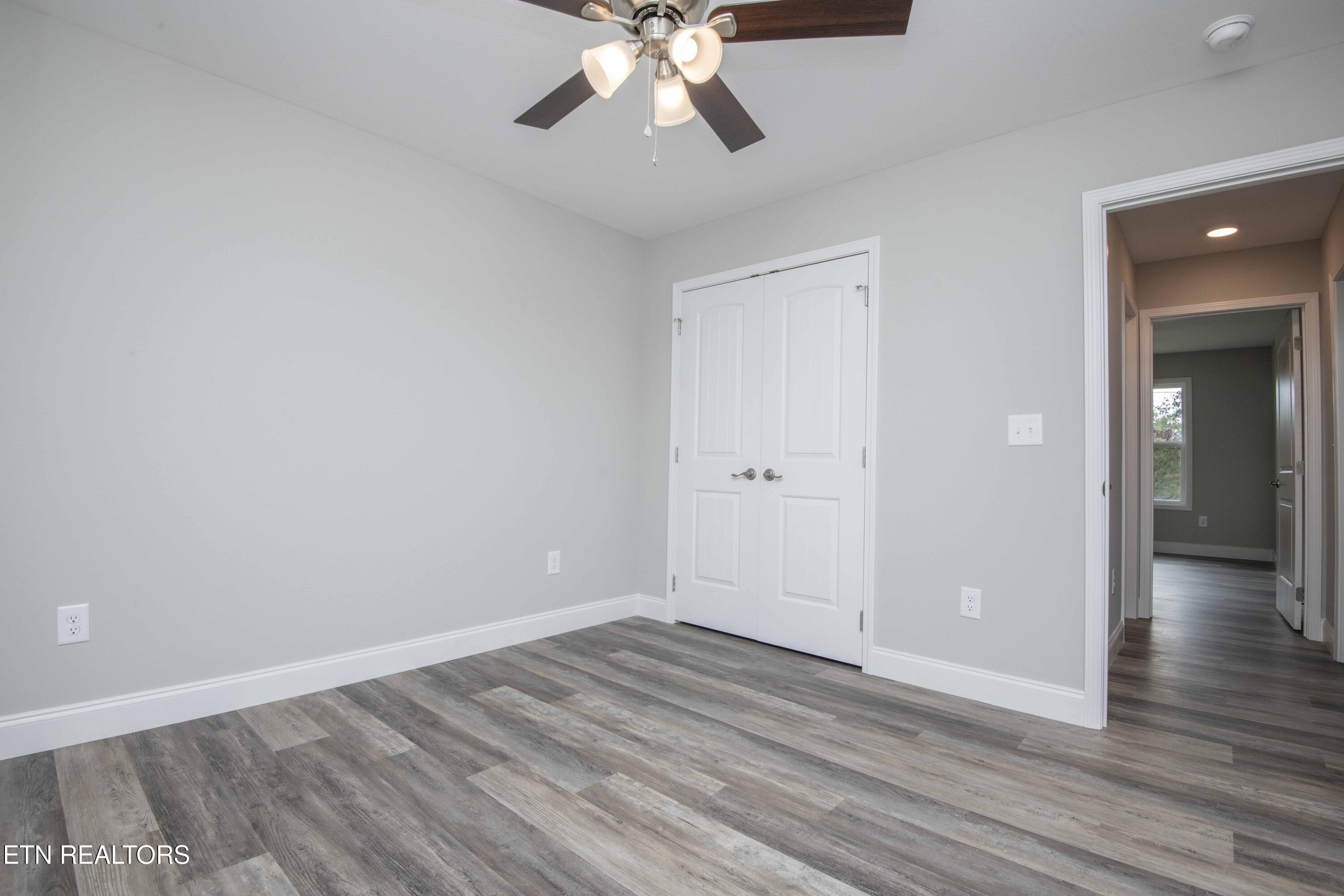 914 McAdoo Street Clinton, TN 37716 - Photo 28 of 42 28_1