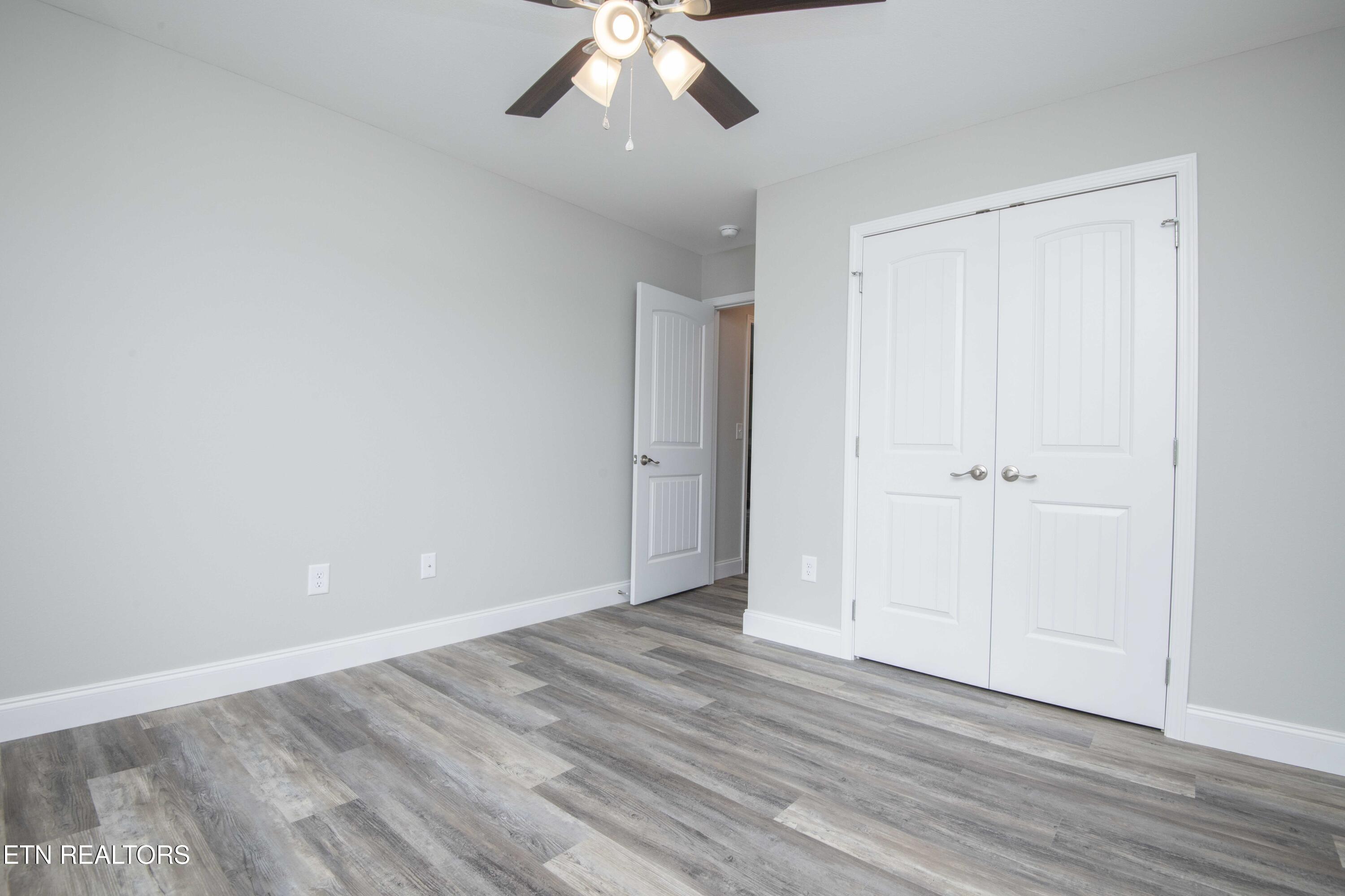 914 McAdoo Street Clinton, TN 37716 - Photo 34 of 42 34_1