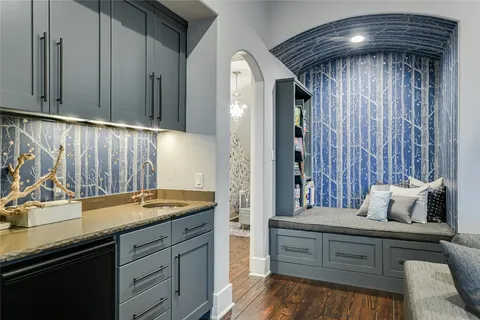 $3,990,000 | 2701 Bartons Bluff Lane, Austin, TX 78746