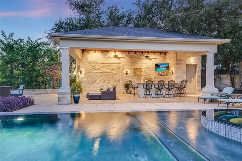 $3,990,000 | 2701 Bartons Bluff Lane, Austin, TX 78746