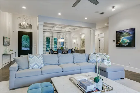 $3,750,000 | 2701 Bartons Bluff Lane, Austin, TX 78746