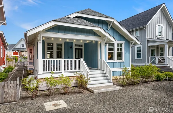 $929,000 | 37 Elk Creek Road, Raymond, WA 98577