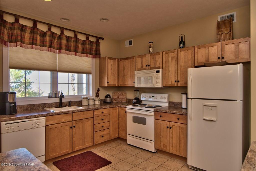 149 Skytop Road Long Pond, PA 18334 - Photo 27 of 92 Photo 022