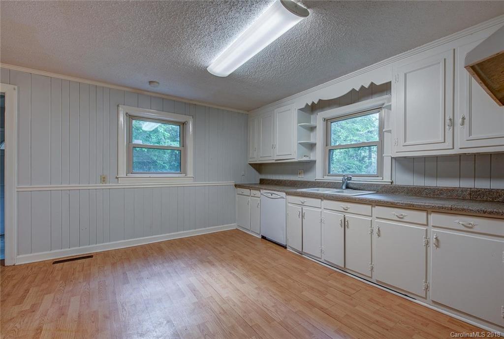 119 Ridge Lane Gastonia, NC 28054 - Photo 5 of 28 Gallery Image 5