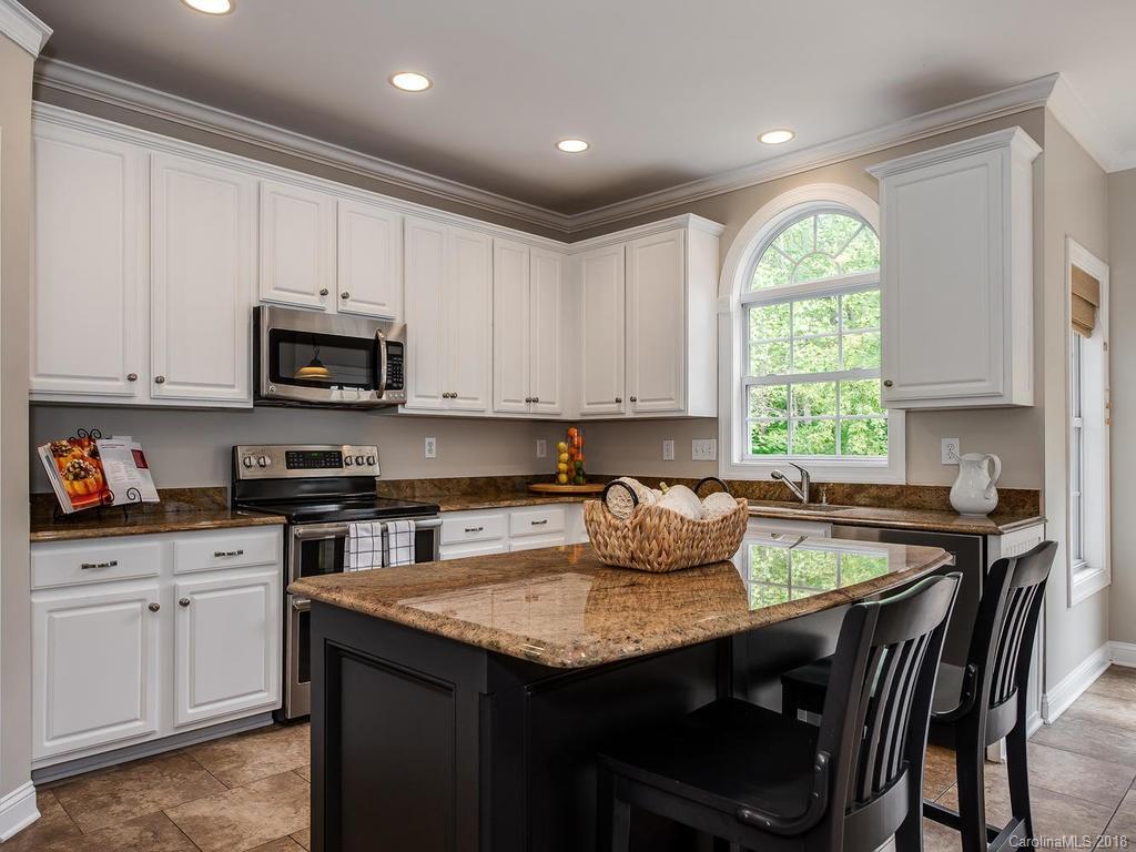 3223 Rhett Butler Place Charlotte, NC 28270 - Photo 11 of 30