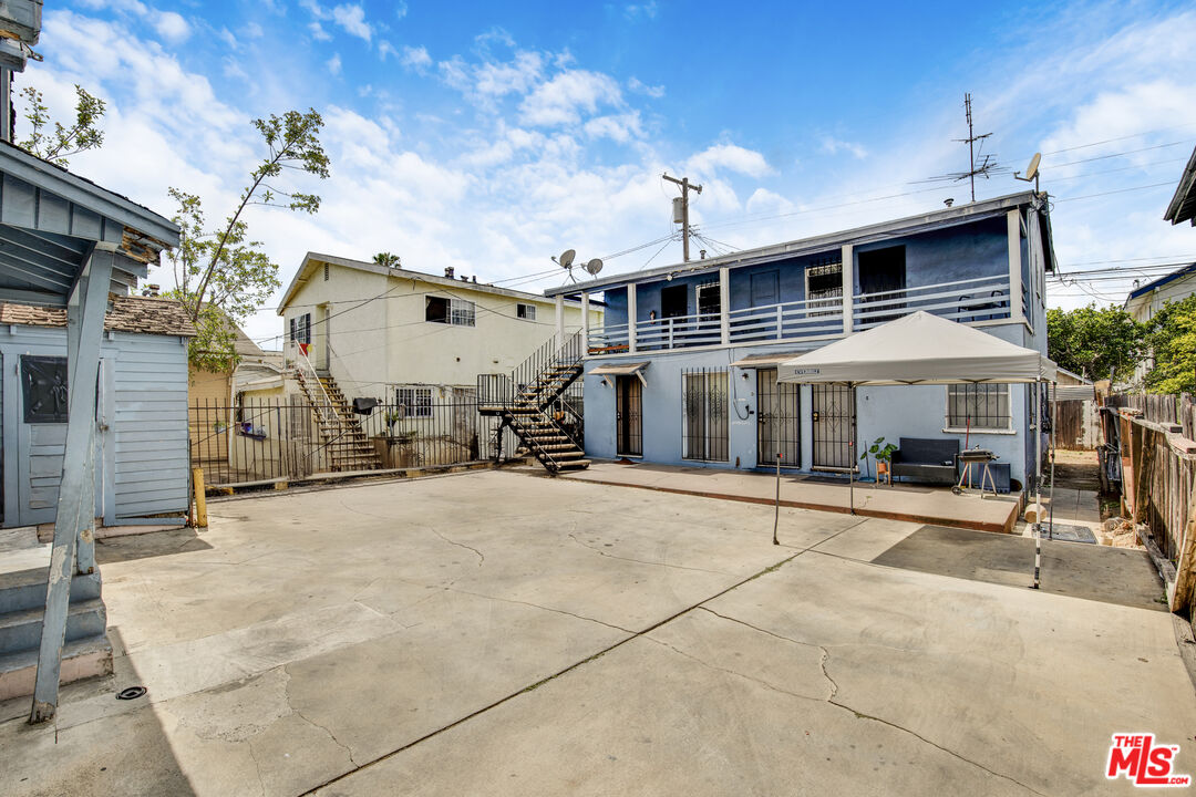 1081 Cherry Avenue Long Beach, CA 90813 - Photo 3 of 9