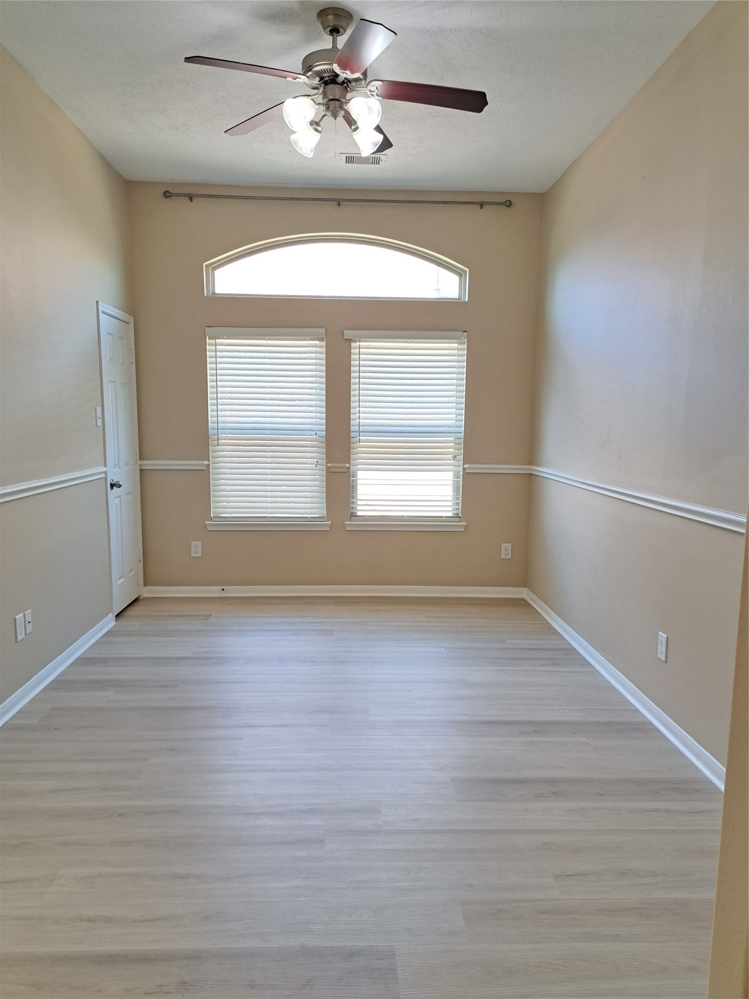 21910 Cascade Hollow Lane Spring, TX 77379 - Photo 3 of 26
