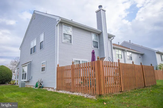 $350,000 | 184 Birch Hollow Drive, Bordentown, NJ 08505